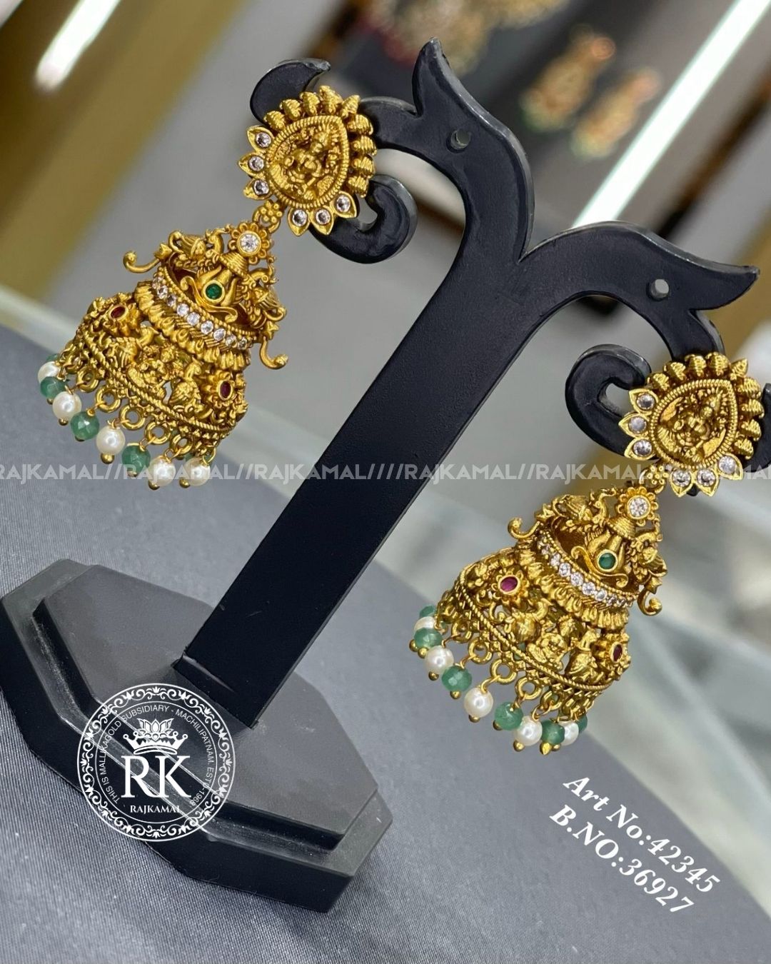Premium Lakshmi Devi Earnings Basket-Style