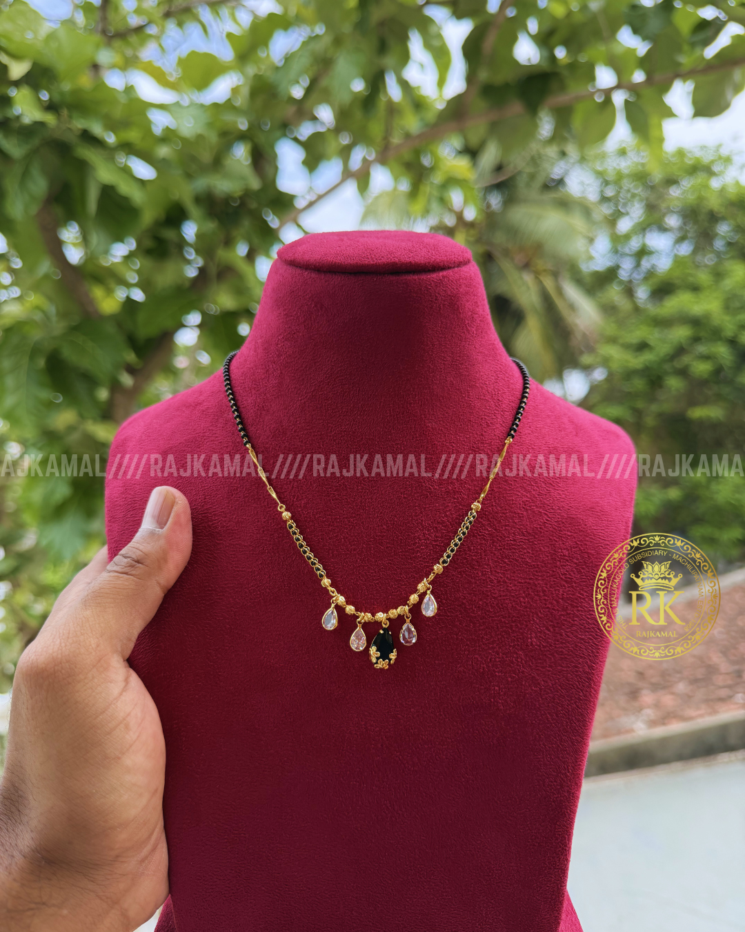 Minimalist Colour Stone Black Beads Necklace