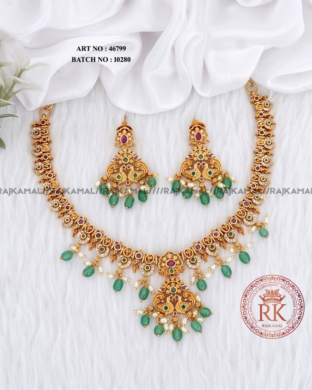 Premium Swan Necklace Set