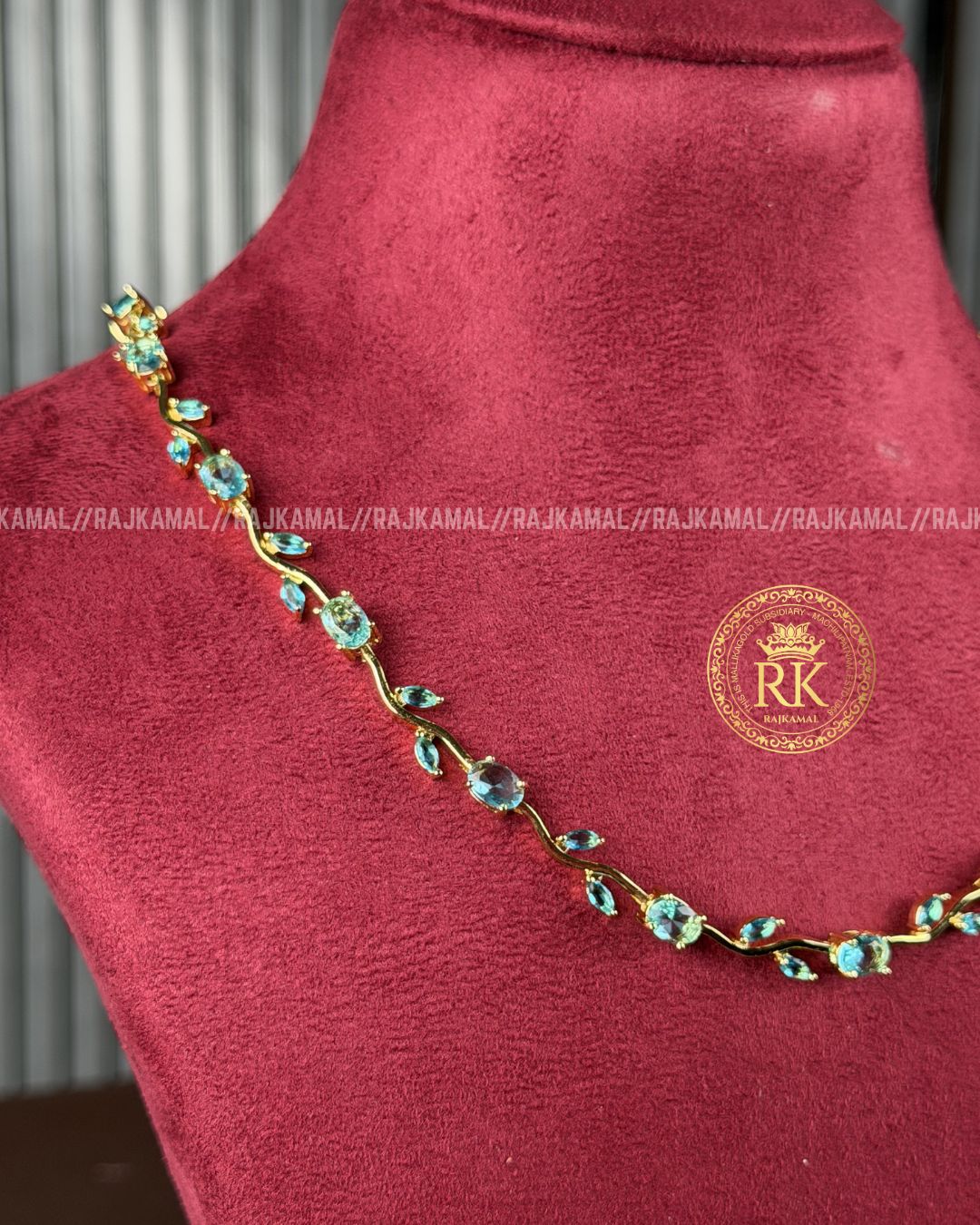Tulip Necklace